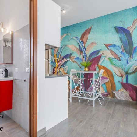 Maison Claude Vittuone ภายนอก รูปภาพ